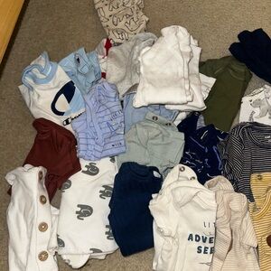 Gently used baby clothes